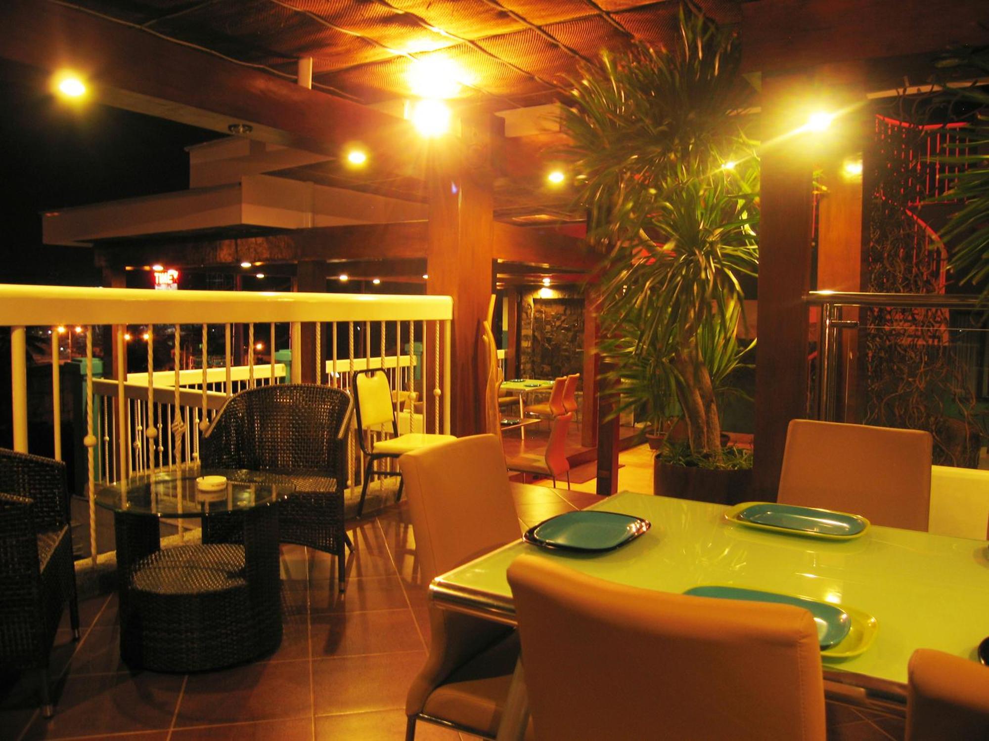 The Bellavista Hotel Lapu-Lapu City Dış mekan fotoğraf