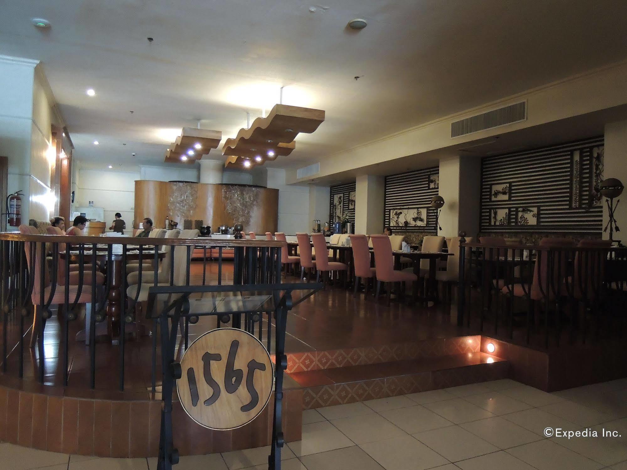 The Bellavista Hotel Lapu-Lapu City Dış mekan fotoğraf