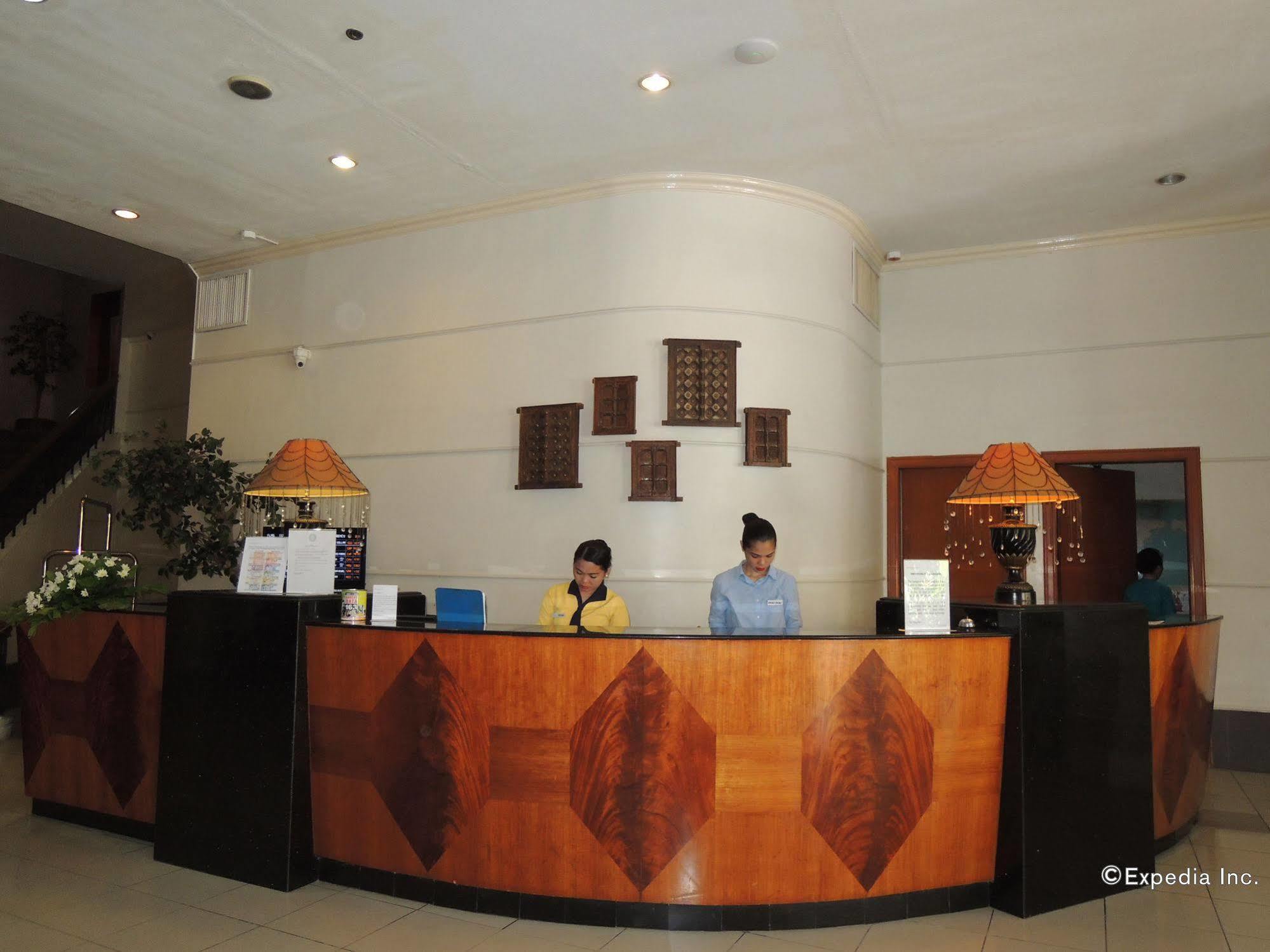The Bellavista Hotel Lapu-Lapu City Dış mekan fotoğraf