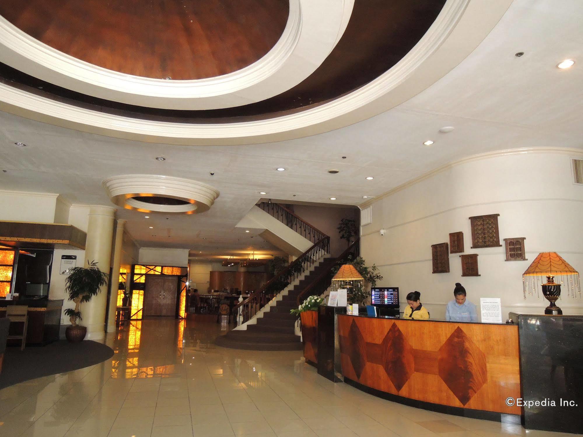 The Bellavista Hotel Lapu-Lapu City Dış mekan fotoğraf